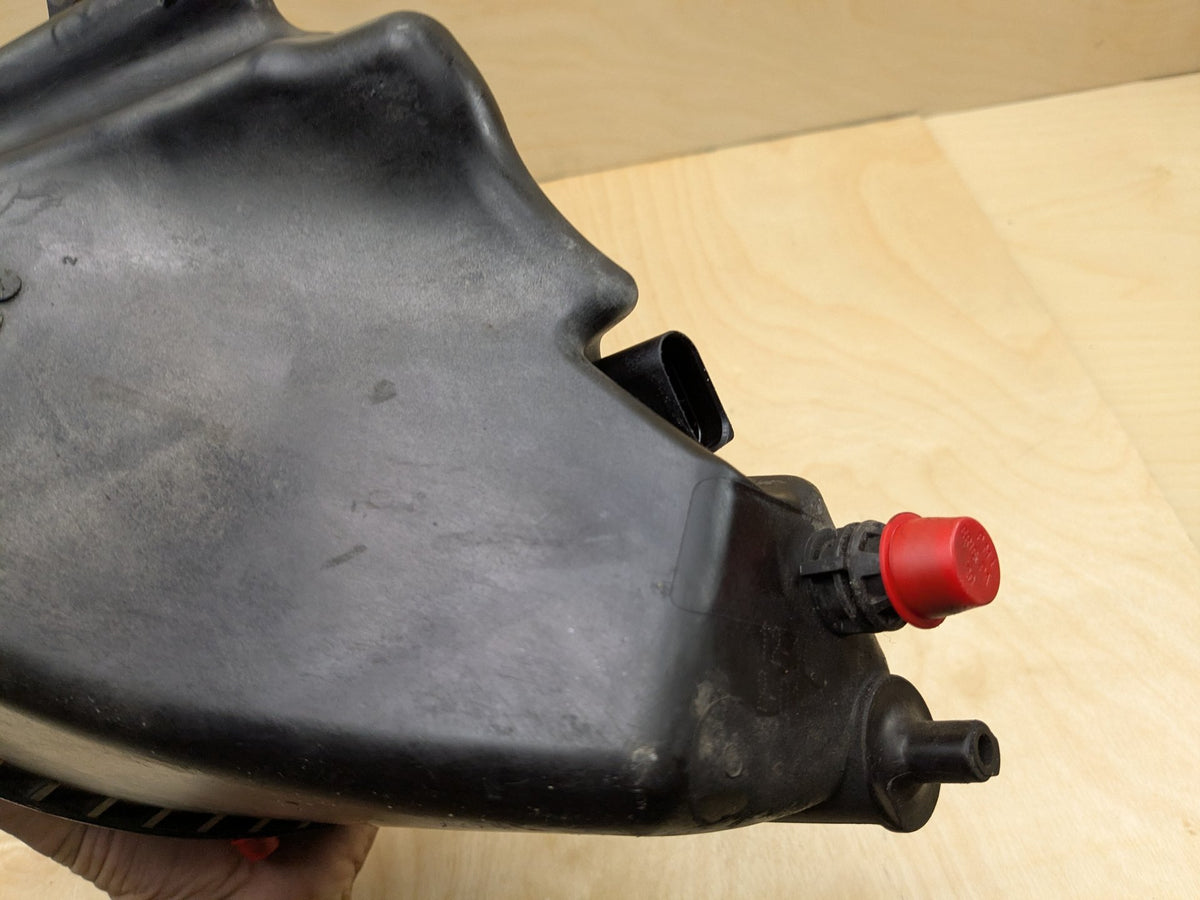16-21 OEM BMW G11 G12 G30 M550 750 M760 N63 Coolant Expansion Tank Reservoir