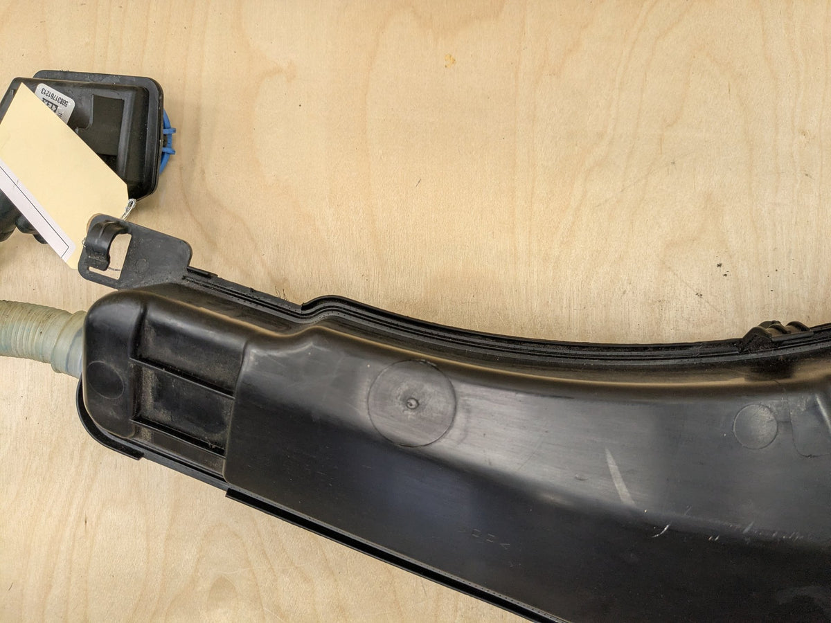 OEM BMW F97 F97 X3 X4 X3M X4M Windshield Wipe Washer Bottle Tank Reservoir