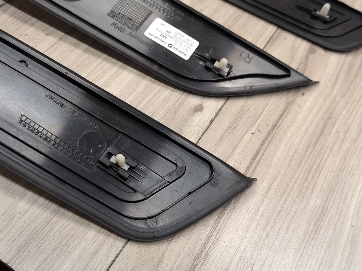 2011 - 2016 BMW 535i F10 Front Rear Left Right Scuff Plate Door Sill SET 8050054 N55B30A