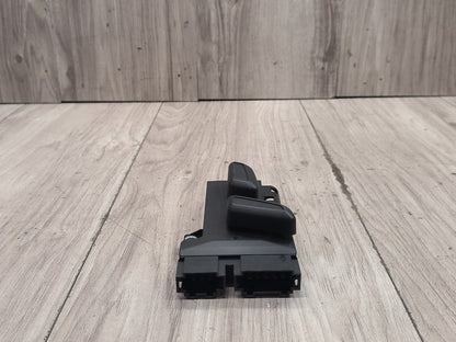 2015-2018 Audi Q3 8U Front Left Driver Seat Control Switch 8K0959747