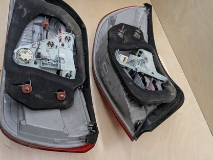 *NOTE* 07-10 BMW E93 328 335 Rear Left Right Outer Inner Tail Lights SET