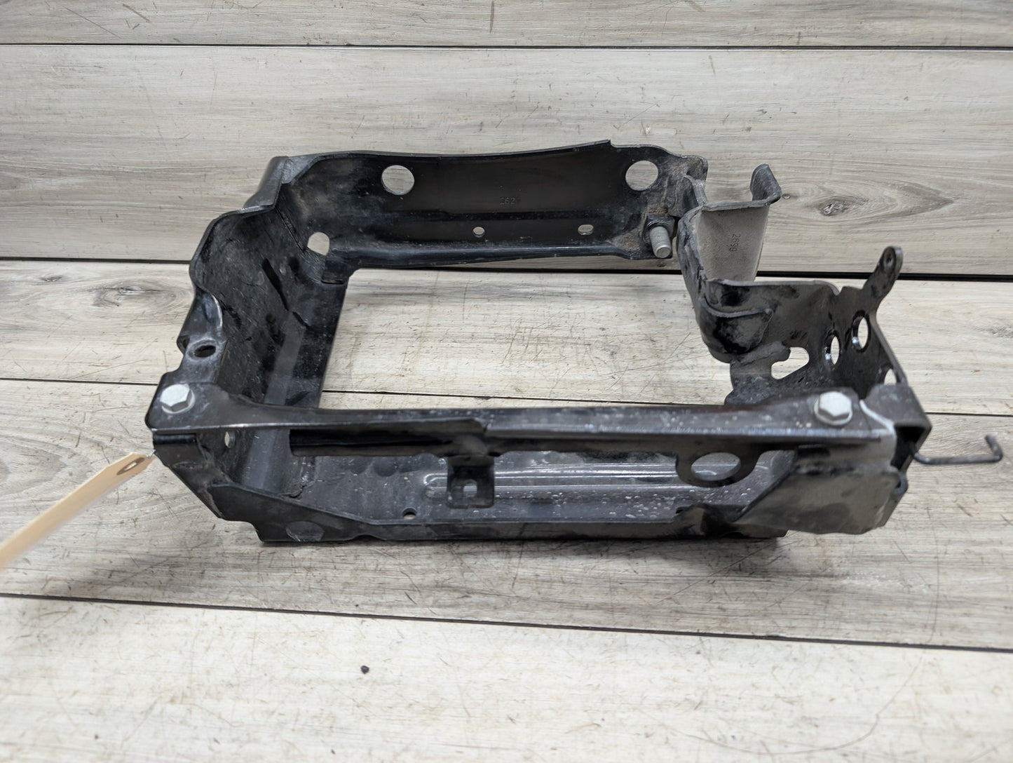 OEM BMW G20 G22 G23 G26 Front Right Passenger Radiator Reinforcement Bracket