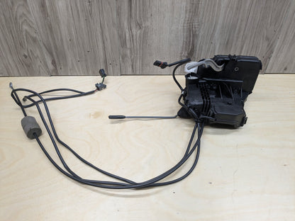 2009-2011 Mercedes-Benz SLK-Class R171 Front Left Door Latch A1717202535 OEM