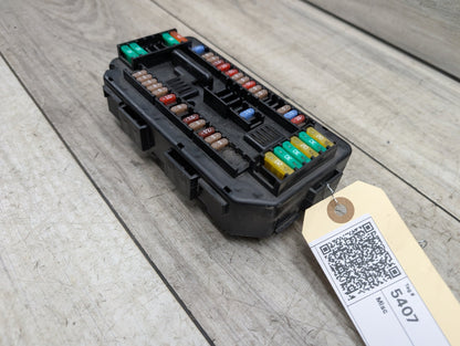 2012-2018 BMW 340i F30 Front Power Distribution Fuse Box 9389068