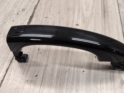 2015-2018 Audi Q3 8U Front or Rear Left Driver Exterior Door Handle w/ Comfort Access 8T0837205A