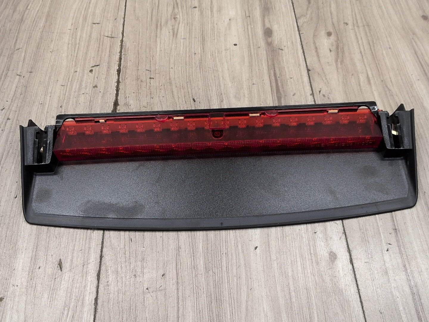 2008 - 2017 Audi S5 8T Upper Liftgate Trunk Lid 3rd Brake Light 8T0945097