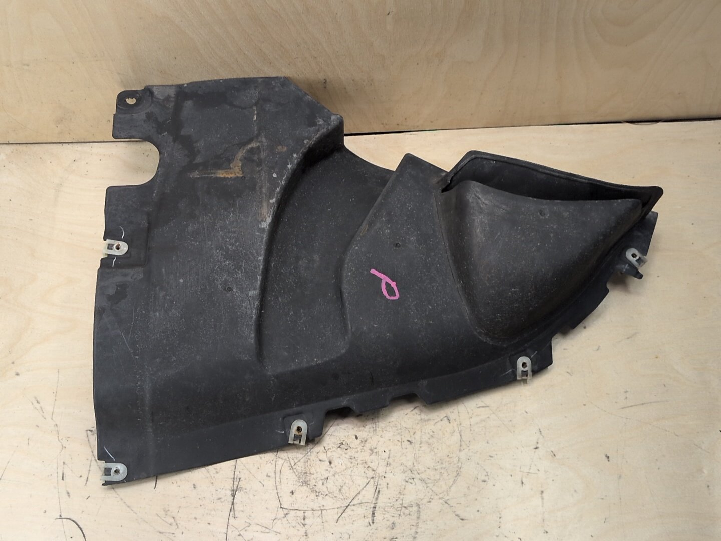 2019-2026 BMW X5 G05 Front Right Passenger Wheel Fender Liner Splash Guard 7469470 OEM