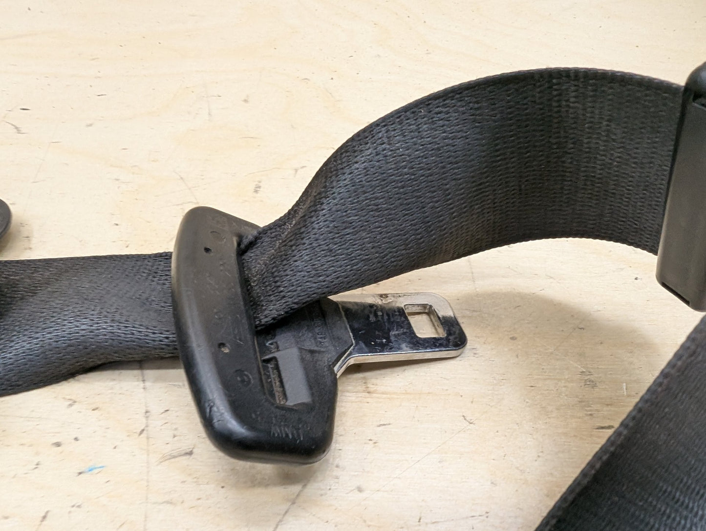 12-20 OEM BMW F30 F36 F80 M3 Front Left Driver Side Seatbelt Retractor Black