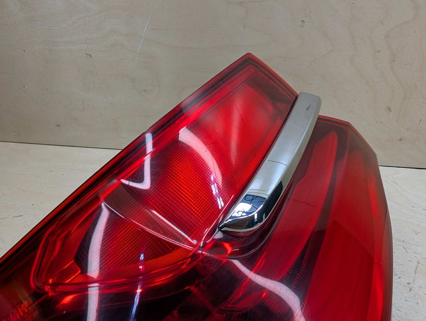 16-19 OEM BMW G11 G12 740 750 M760 B7 Rear Left Driver Outer LED Tail Light