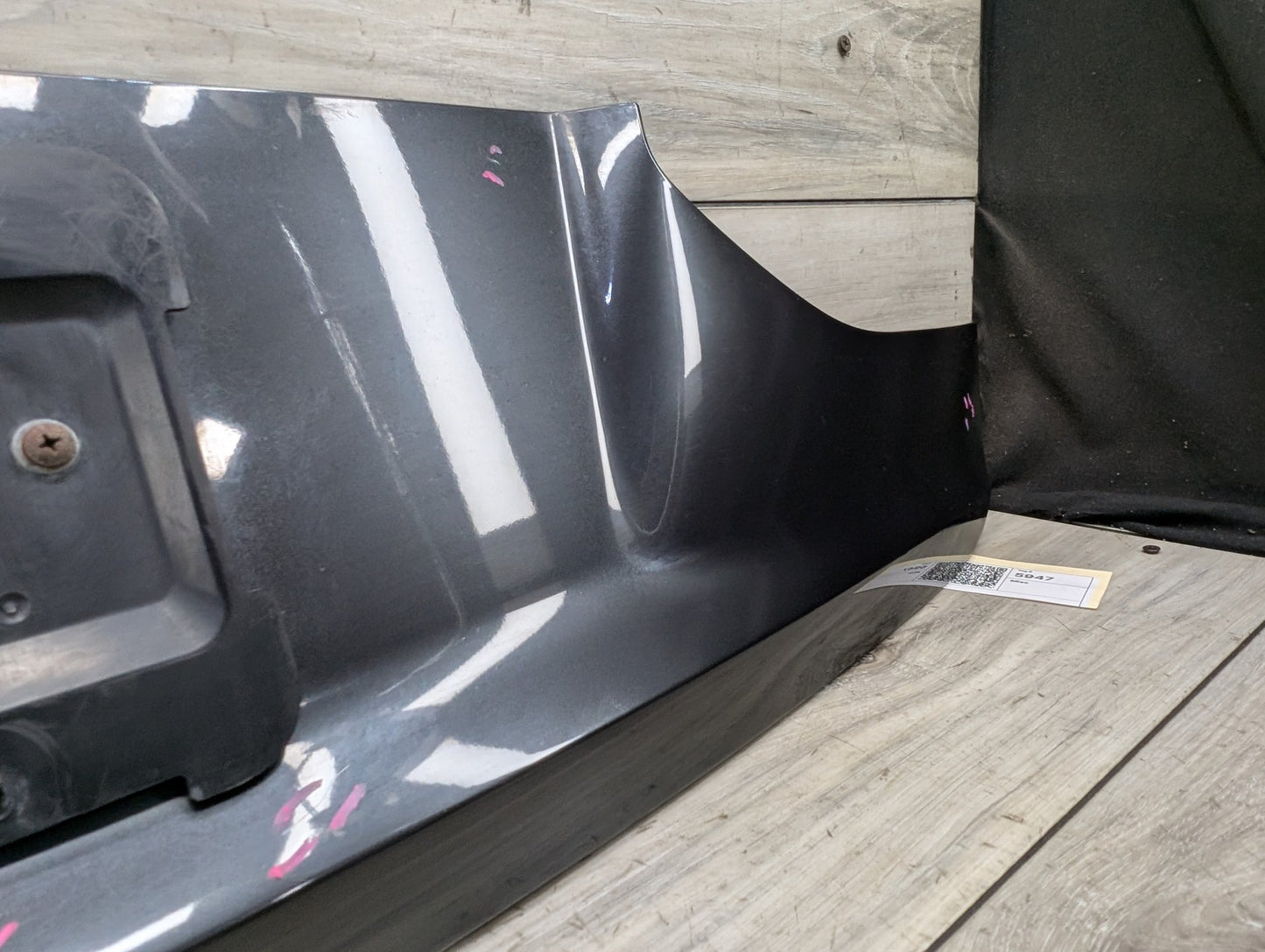 16-19 OEM BMW G12 740 750 Trunk Lid License Plate Lower Finish Panel