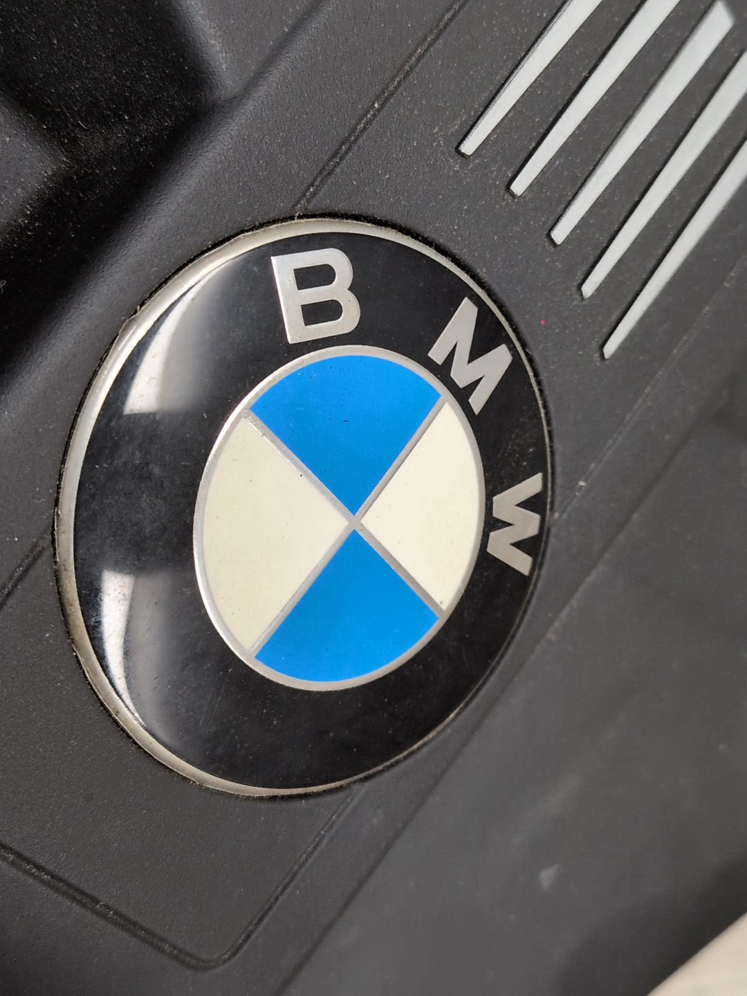 OEM BMW F02 F10 F12 F13 F15 F25 Engine Cover N55 Head Cylinder Ignition Covering