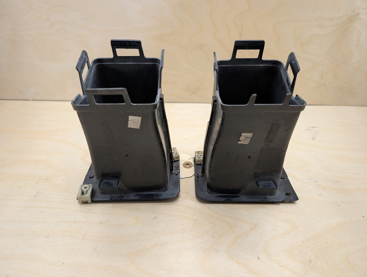 2018-2024 BMW X3 G01 Left Right Brake Air Ducts SET 7400006 OEM