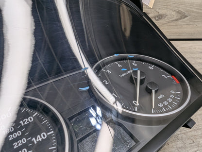 09-11 OEM BMW E90 328 335 Speedometer Instrument Cluster Siemens VDO