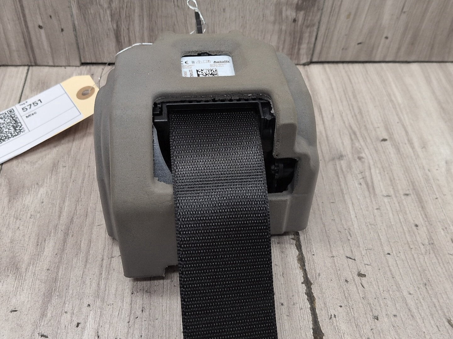 2019-2020 BMW M340i G20 Rear Left or Right Seatbelt Seat Belt Retractor 7496266
