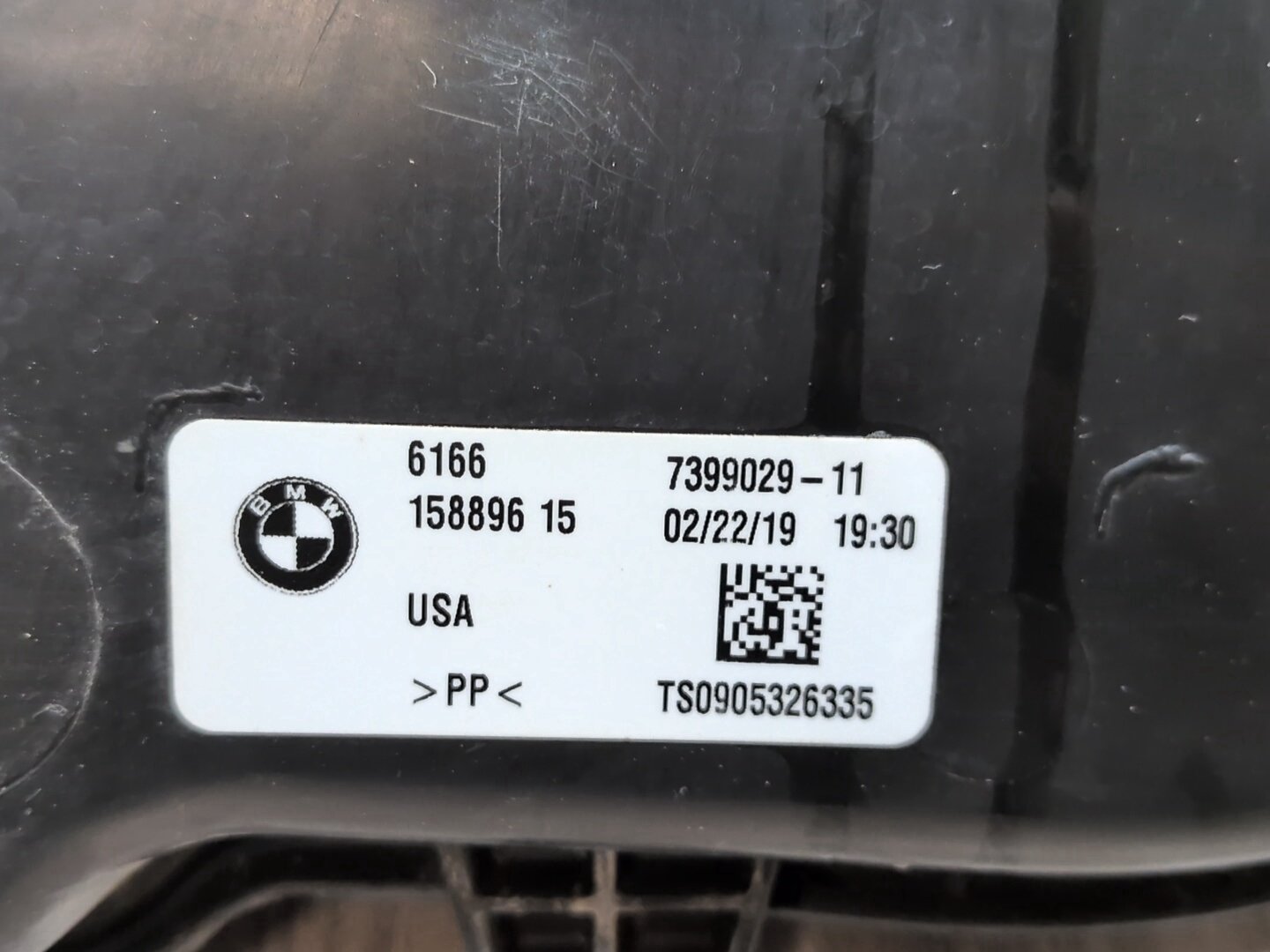 OEM BMW F97 F97 X3 X4 X3M X4M Windshield Wipe Washer Bottle Tank Reservoir