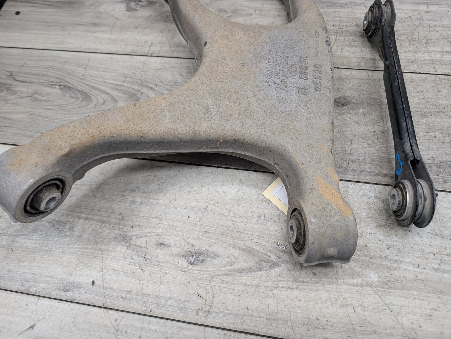 2008 - 2017 Audi S5 8T Rear Left Driver Control Arms SET 8K0505323H