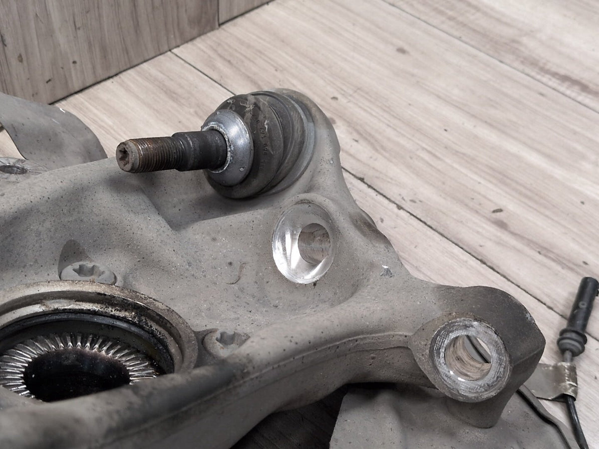 OEM BMW G30 530 540 M550 AWD Front Right Passenger Hub Spindle Knuckle Bearing