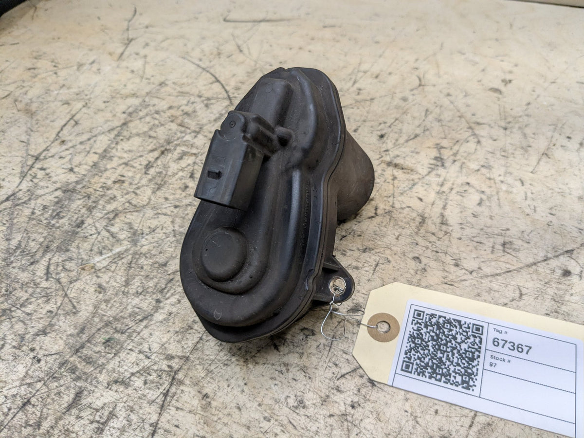 2018-2023 BMW M550i G30 Rear Left or Right Brake Caliper Actuator 6870567 OEM