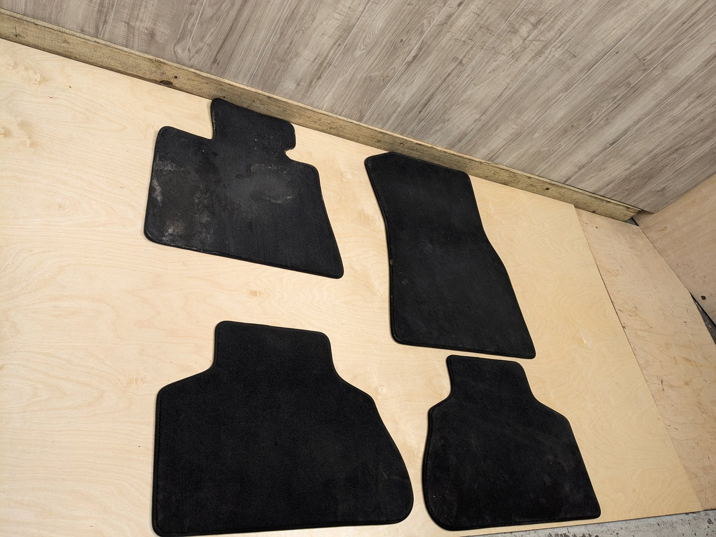 2019 - 2026 BMW X5 G05 Front Rear Left Right Mat Carpet Floor Mats SET 7478825 N63B44M3