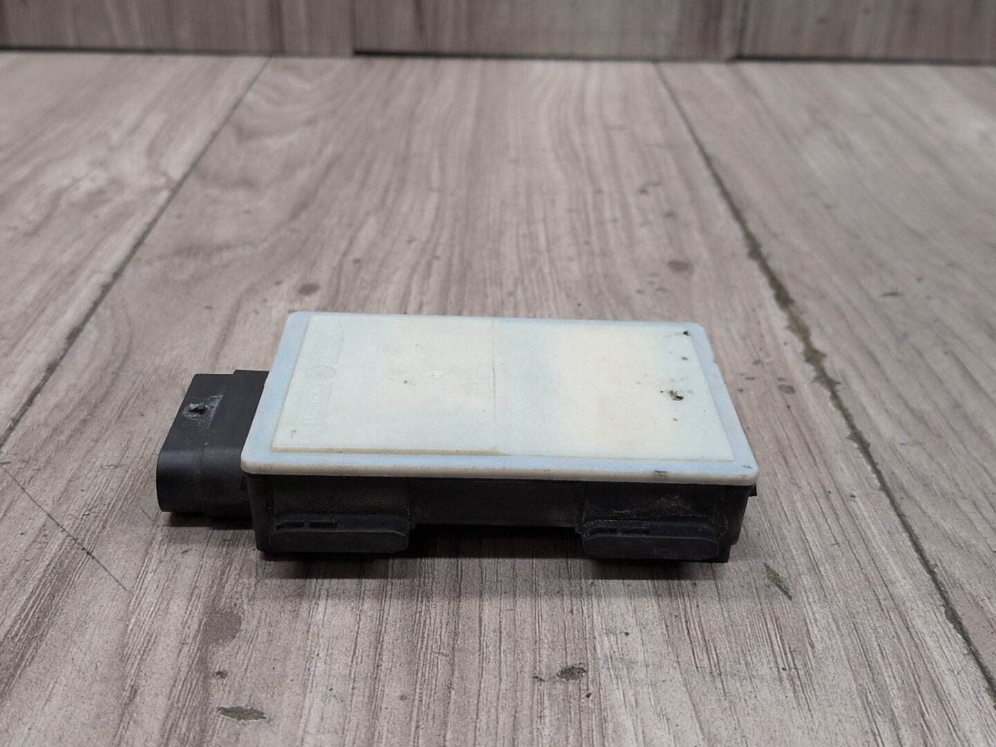 2019 - 2026 BMW X5 G05 Blind Spot Lane Sensor Radar Module 6899157 N63B44M3