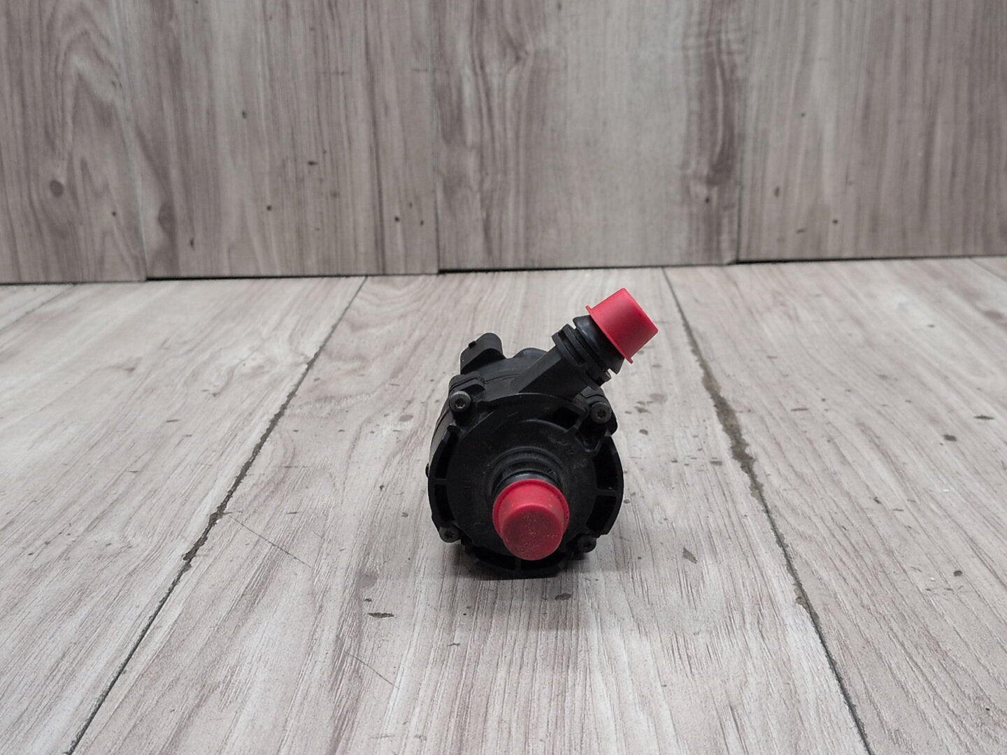 16-19 OEM BMW G11 G12 G30 M550 750 M760 Auxiliary Electric Coolant Water Pump