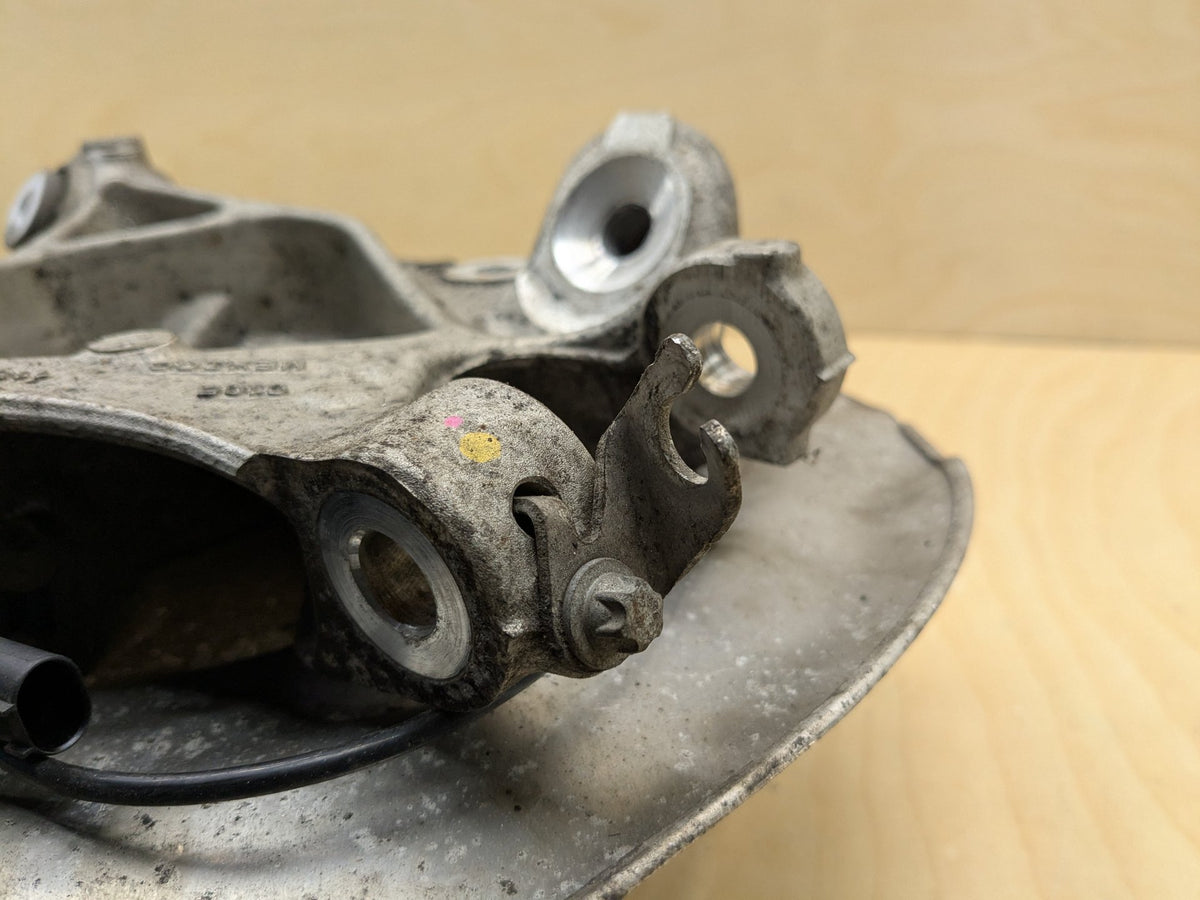 2018-2025 BMW X3 G01 Rear Right Passenger Spindle Knuckle w/ Bearing 6871028 OEM