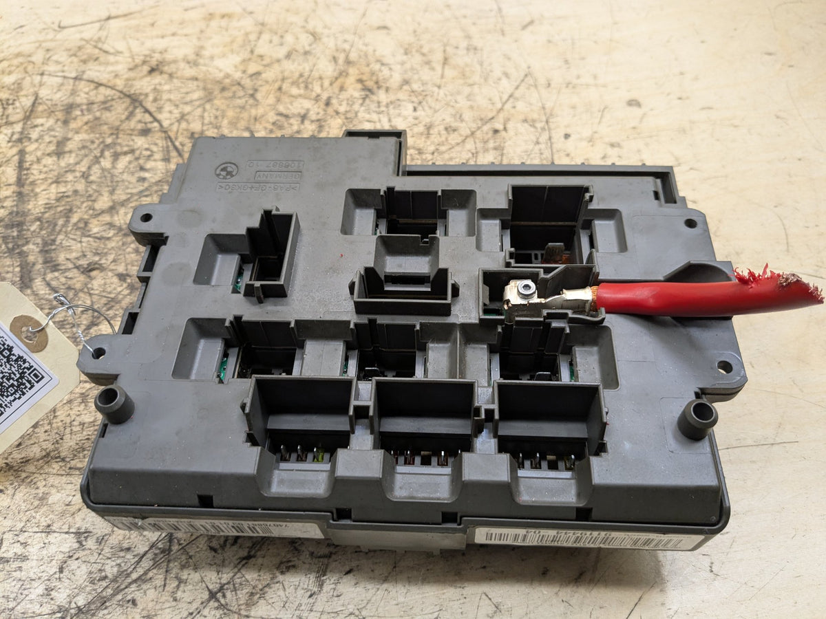 2008-2013 BMW 135i E88 Front Power Distribution Fuse Box 9119444 OEM