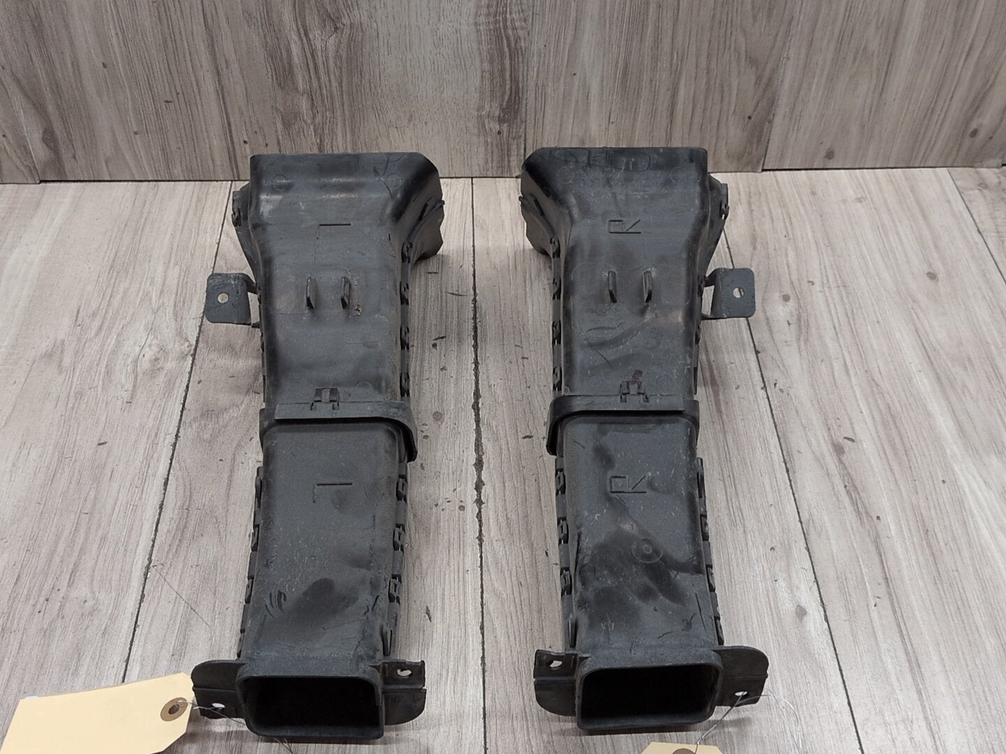 2019-2026 BMW 330i G20 Left Right Brake Air Ducts SET 7422278