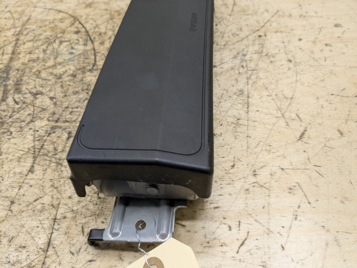 OEM BMW F90 G12 G30 530 540 M550 M5 Front Right Passenger Knee Lower Dash Airbag