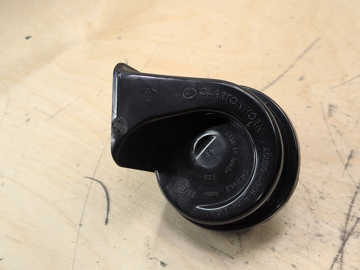 2019-2026 BMW X5 G05 Alarm Horns SET 7442770 OEM