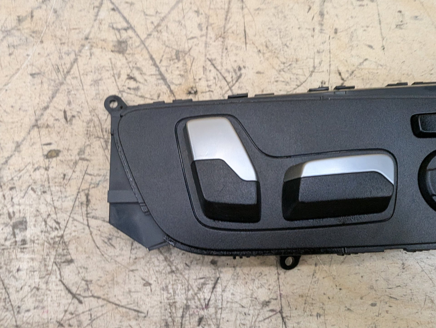 19-24 OEM BMW F97 G01 G20 G26 Front Right Passenger Seat Adjust Control Switch