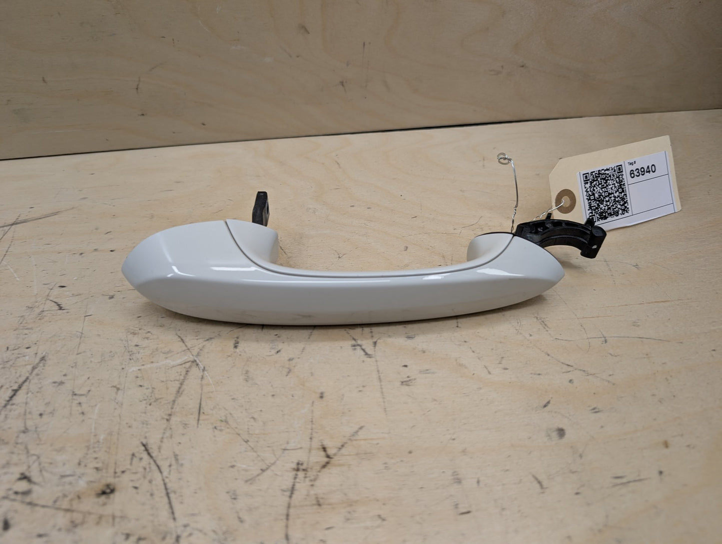2018-2024 BMW X3 G01 Front or Rear Right Passenger Exterior Door Handle 7470528