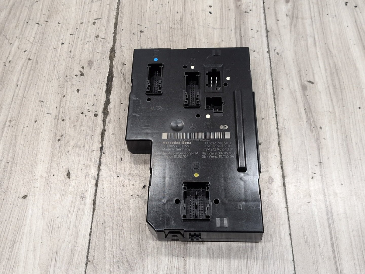 09-12 OEM Mercedes-Benz E550 W212 Rear SAM Relay Fuse Box Junction Module