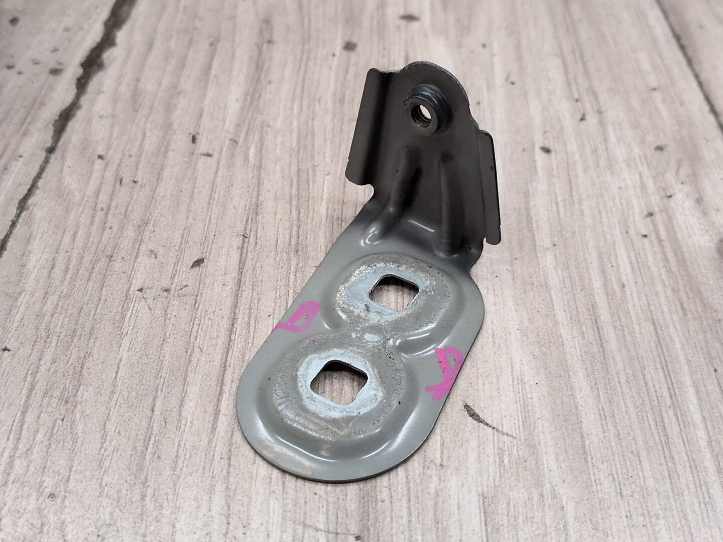 2012-2018 BMW M6 F06 Front Left Driver Fender Brackets SET 7230583