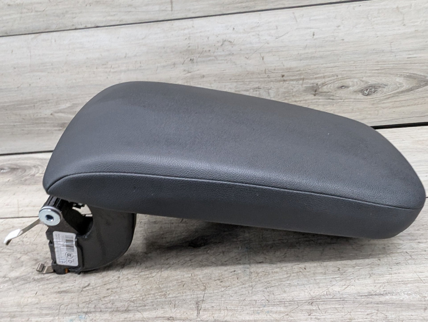 18-21 OEM BMW G01 G02 X3 X4 Retractable Armrest Tray Console Leather Black