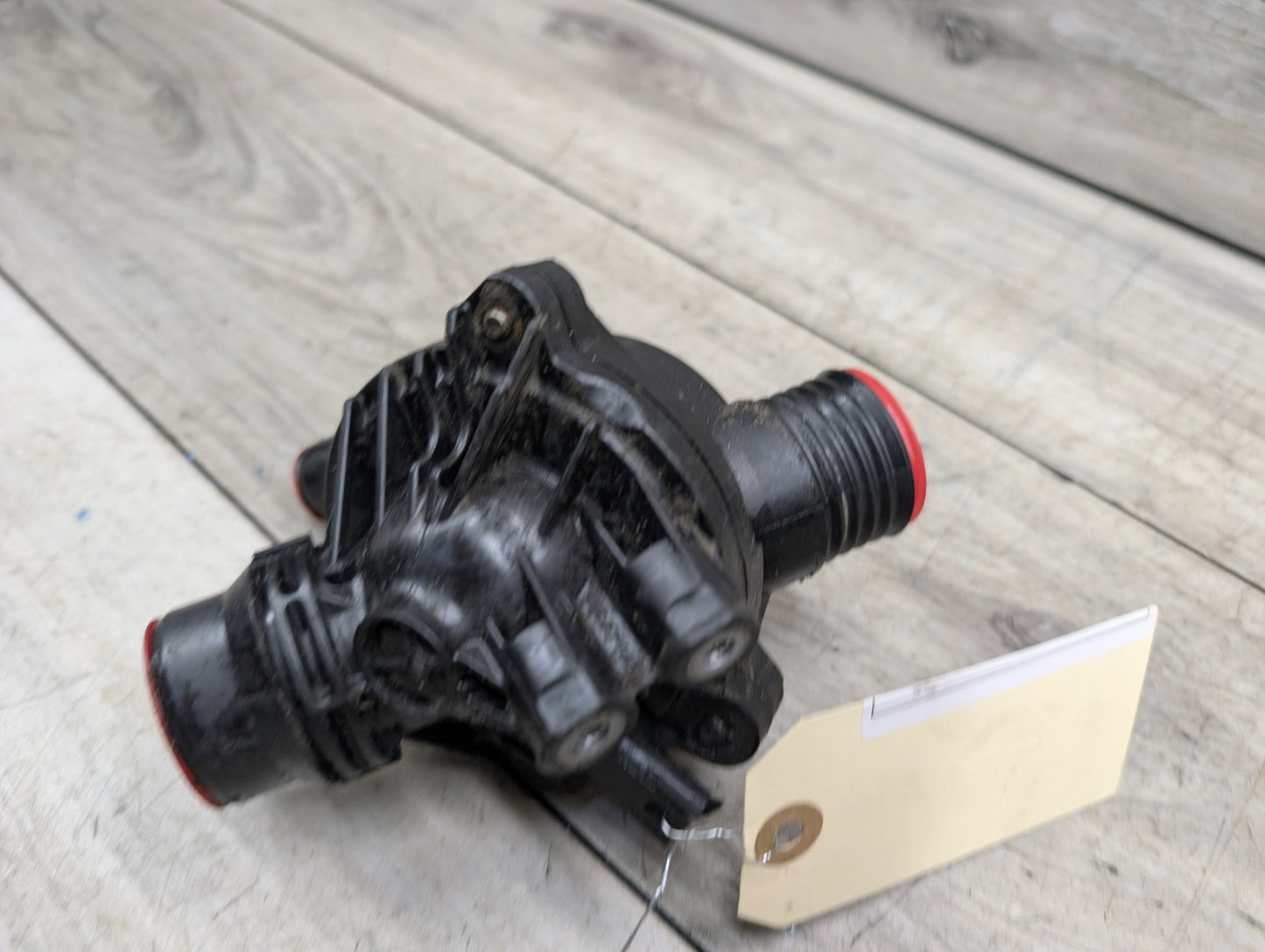 BMW E70 X5 N55B30A Engine Motor Heat Coolant Thermostat 7601158