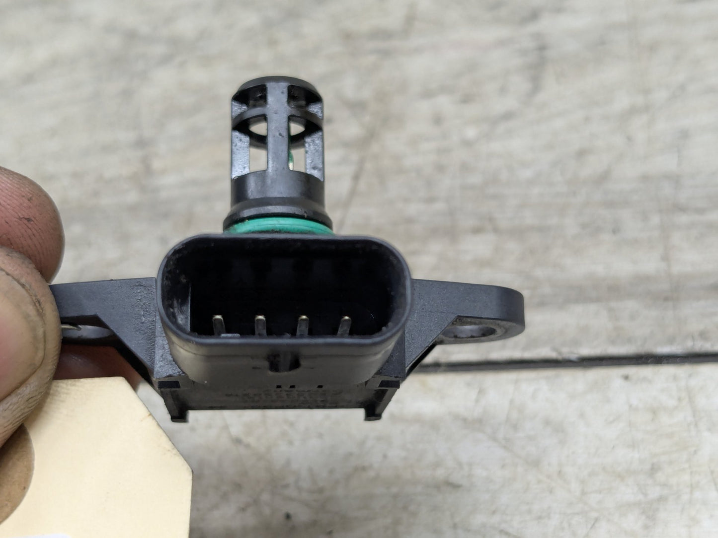 2016-2022 BMW 750Li G12 Manifold Absolute Pressure (MAP) Sensor 7599042