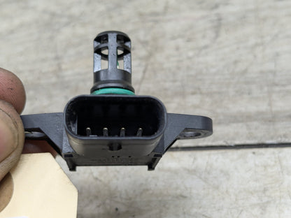 2016-2022 BMW 750Li G12 Manifold Absolute Pressure (MAP) Sensor 7599042