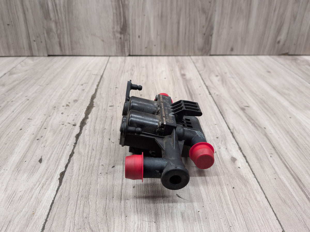 OEM BMW F01 F02 F06 F07 F10 F12 F13 M5 M6 Engine Water Heater Control Valve Pump