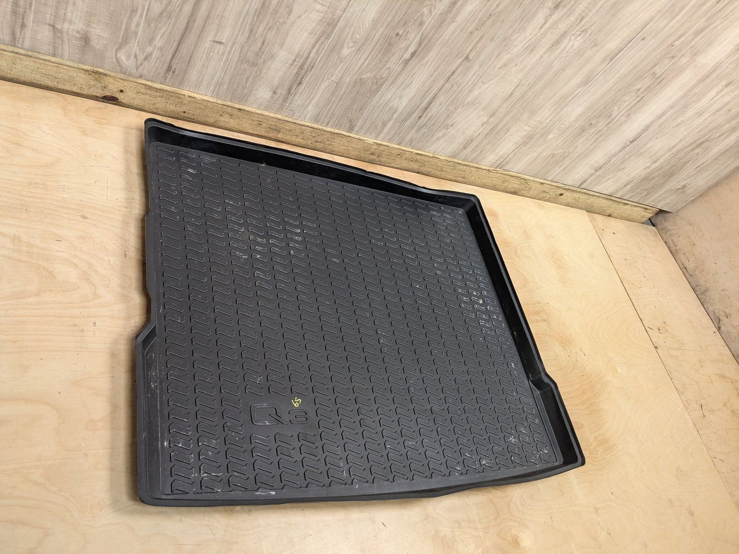 2015-2018 Audi Q3 8U Rear Cargo All Weather Mat Carpet Floor Mat 8u0061180