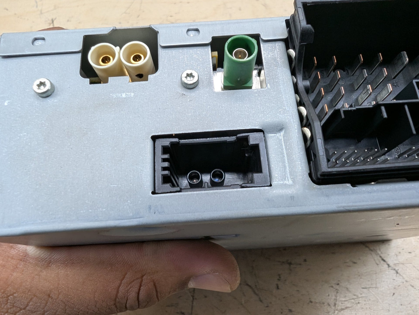 2011-2017 Audi RS5 8T Radio Receiver Module 4G0035082E OEM