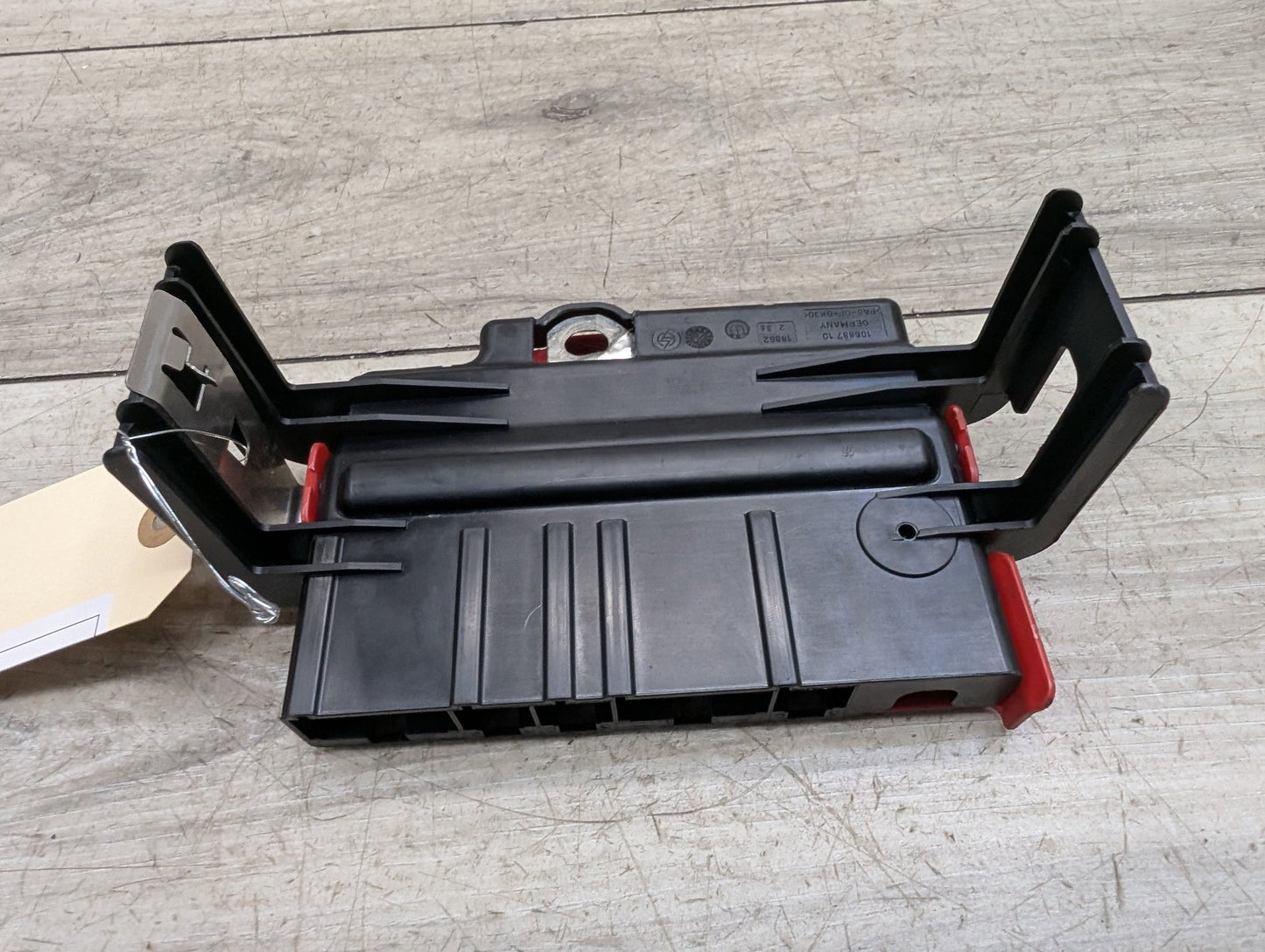 OEM BMW E90 E92 E93 Battery Power Lead Junction Distribution Fuse Box Voltage