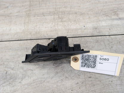 2014 - 2019 BMW 340 F34 Front Left Driver Seat Memory Switch 9680401 B58B30M0