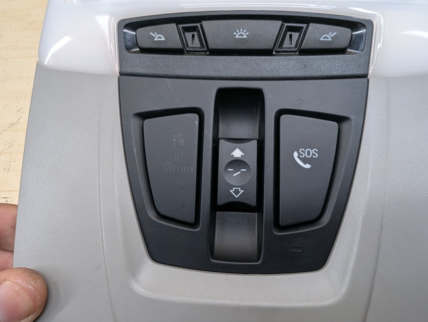 2015-2019 BMW X6 F16 Headliner Overhead Dome Light Switch Module 9391945