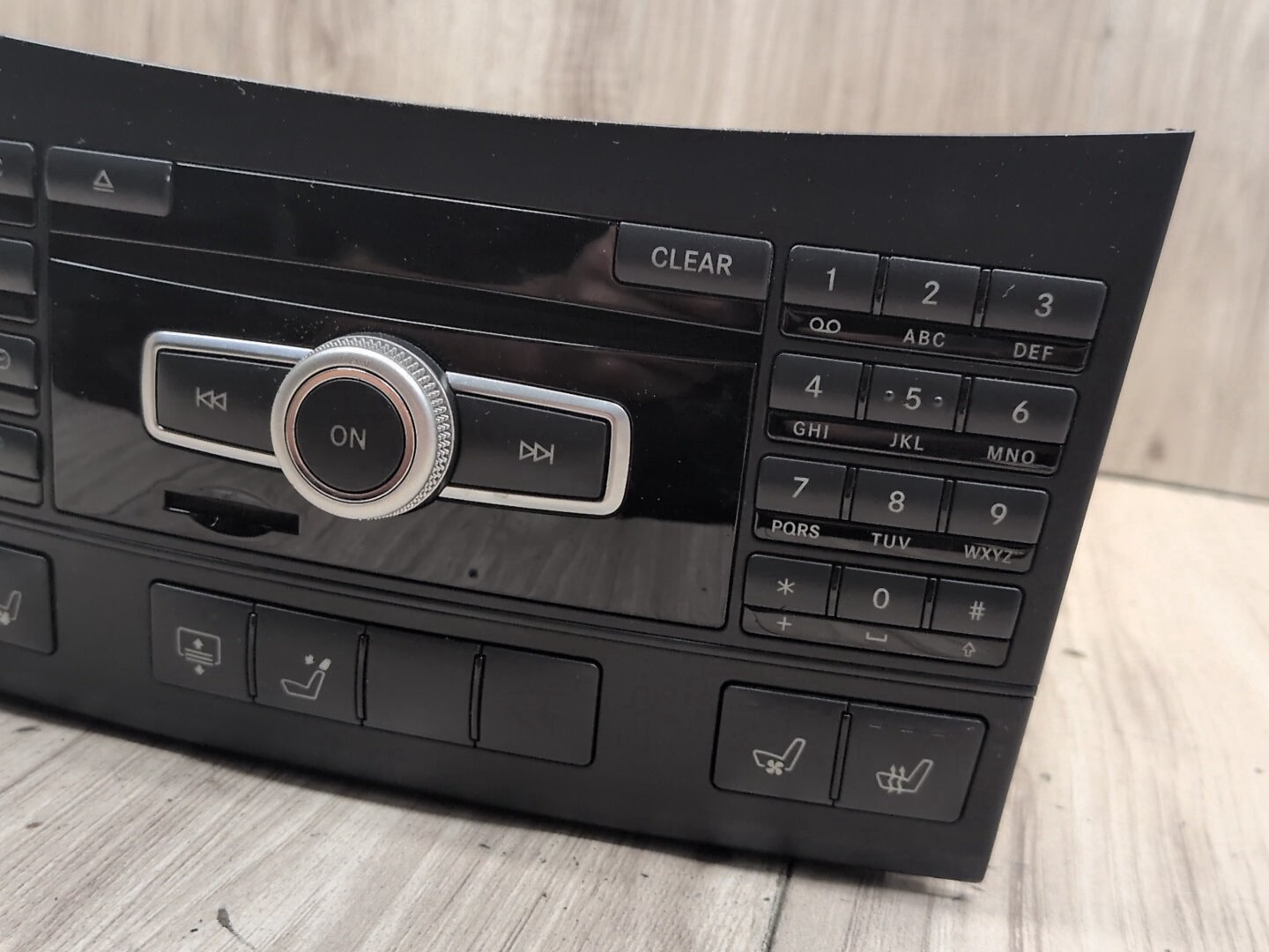 2009-2012 Mercedes-Benz E550 W212 Car Stereo Radio Reciever Headunit Head Unit A2129006513 OEM