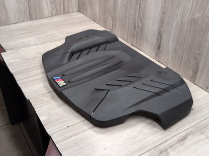 2012-2018 BMW F06 M6 Engine Cover 7843155