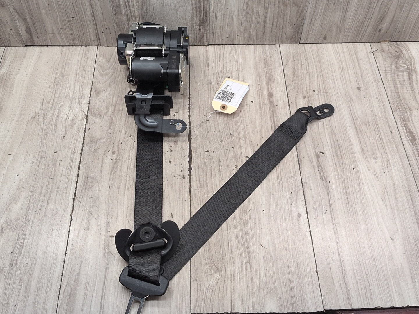 2020-2022 BMW M340i G20 Front Right Passenger Seatbelt Seat Belt Retractor 9460976