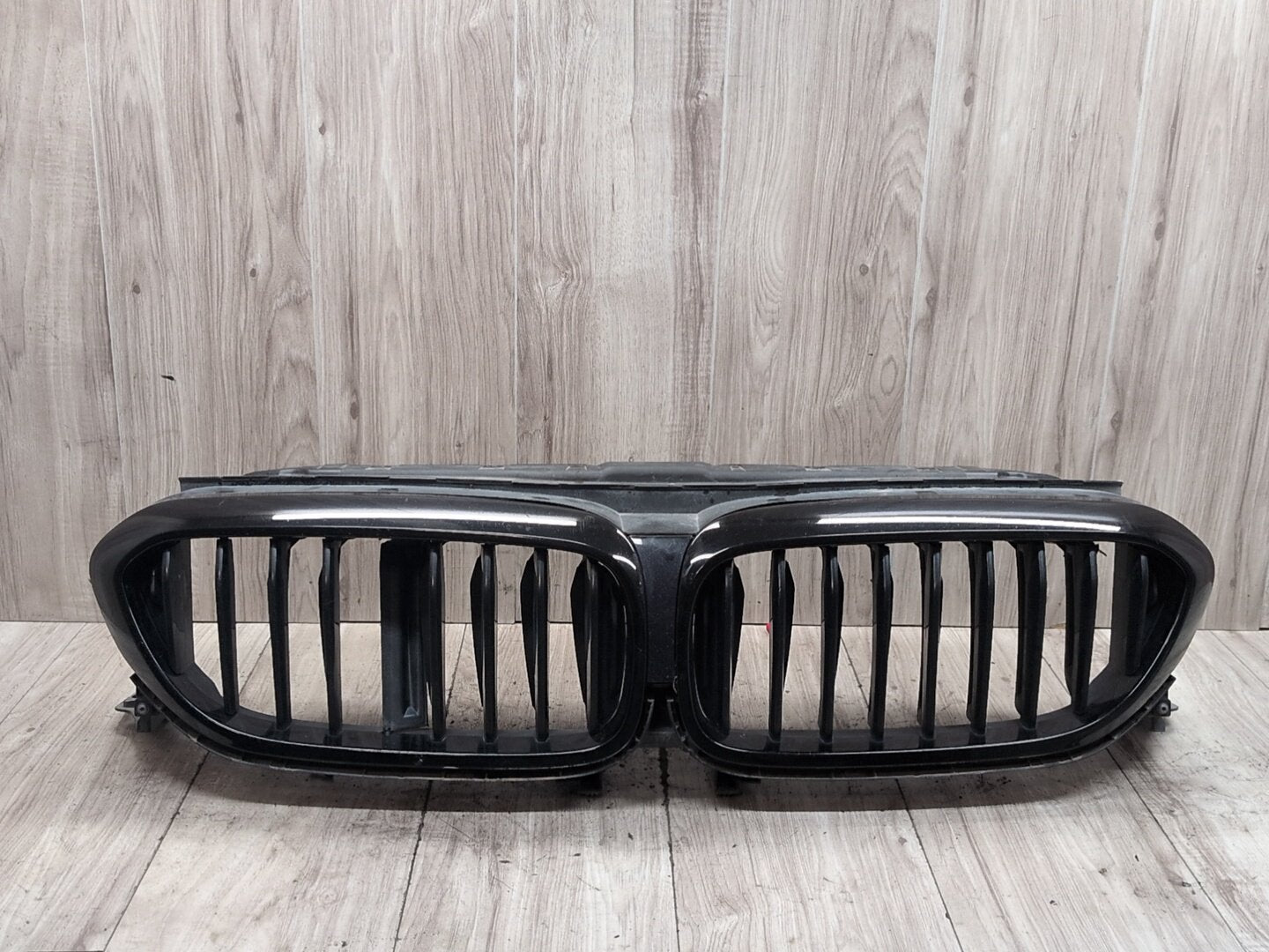 NOTE 17-20 BMW M550i G30 Front Bumper Radiator Air Flap Shutter w/ Kidney Grille