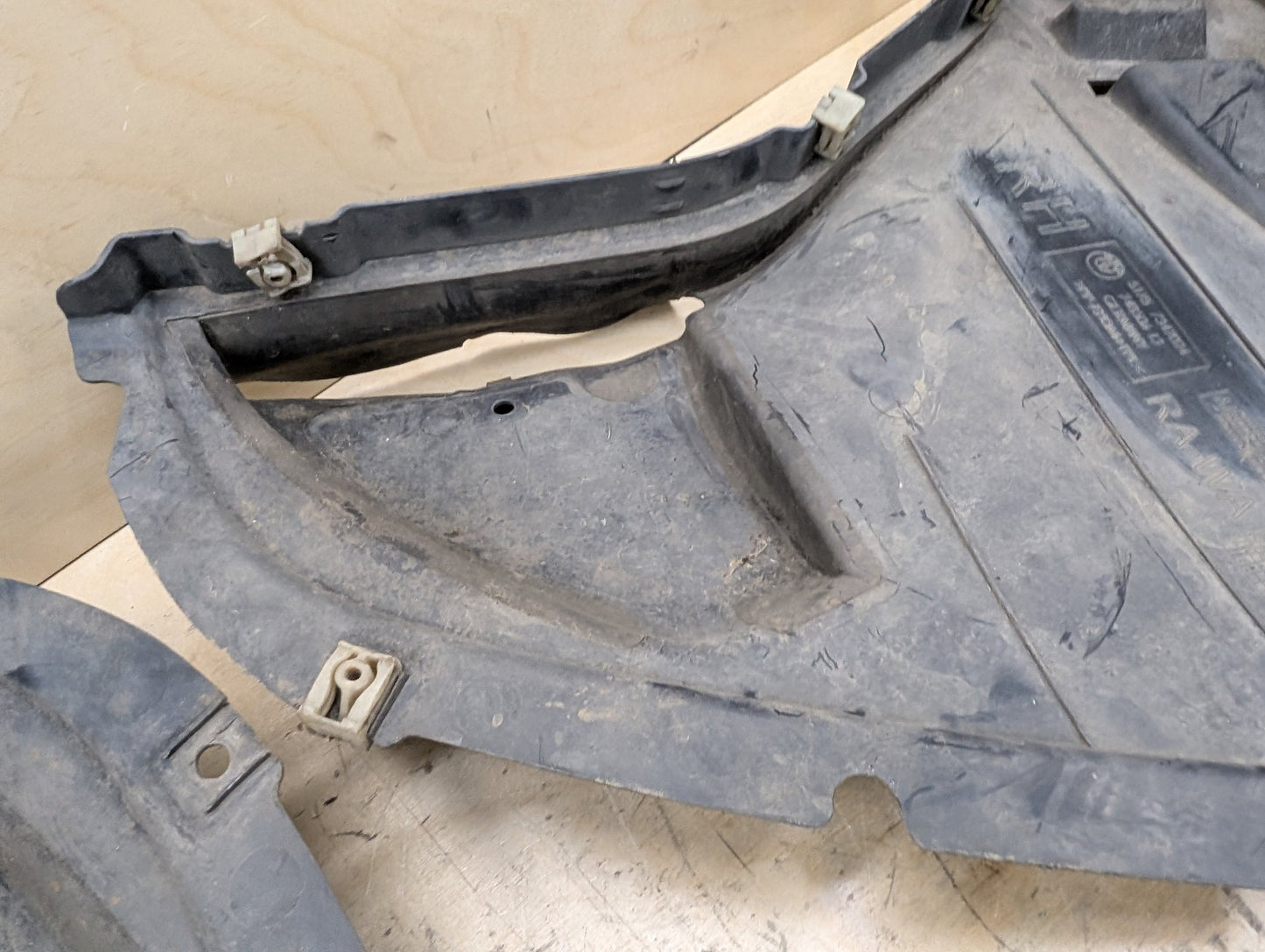 2016-2022 BMW 750i G12 Front Left Right Bumper Mud Flaps SET 7347024