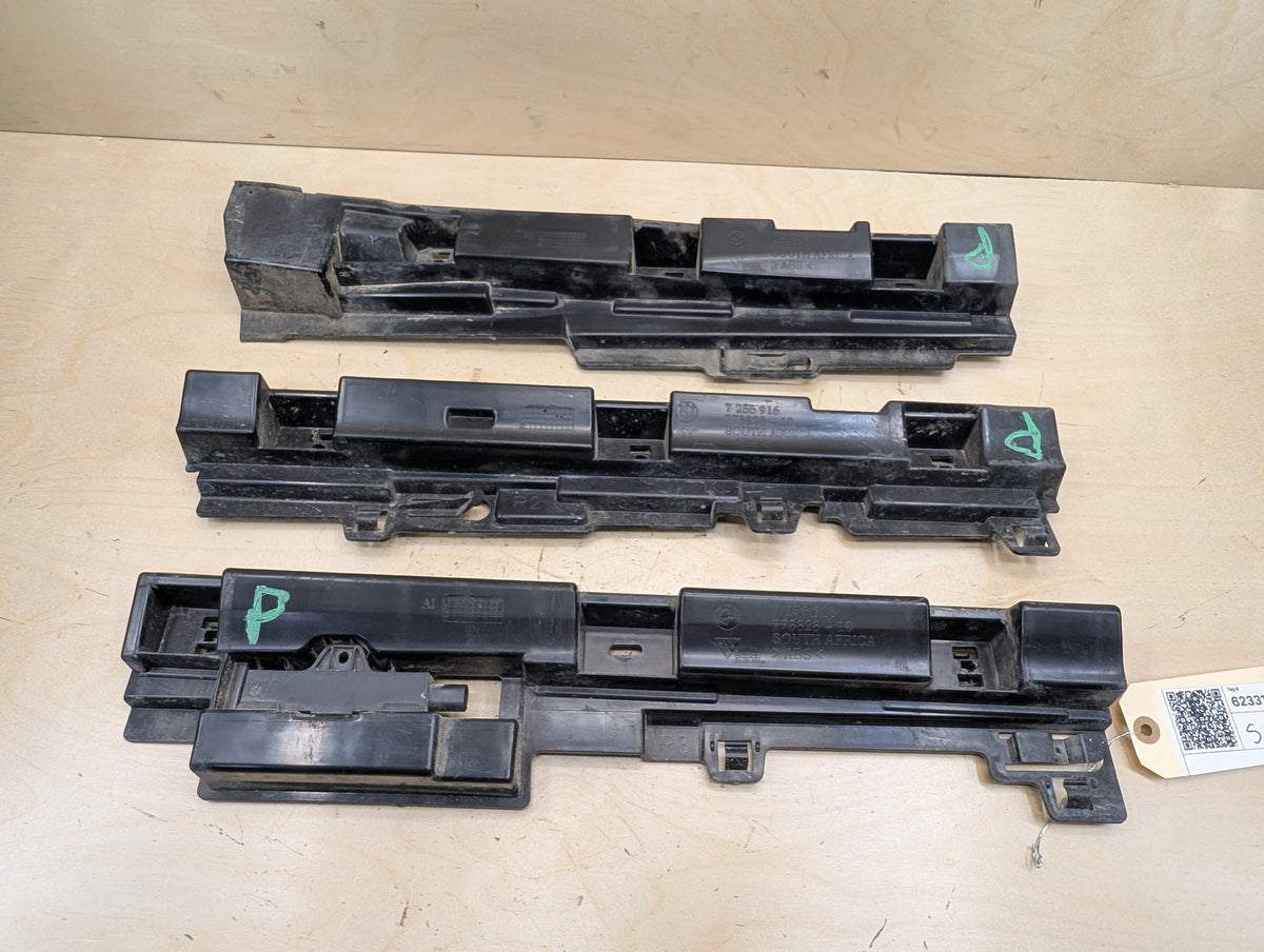 2012-2018 BMW 335i F30 Right Passenger Side Skirt Rocker Panel Brackets SET 7256920